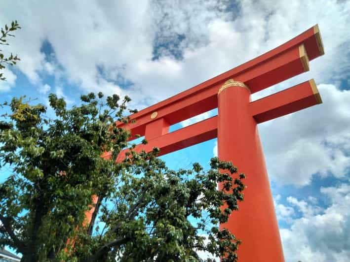 Kyoto: Discover Every Bit of Heian Jingu Shrine in 1 Hour - An Iconic Vermilion and Green Shrine
