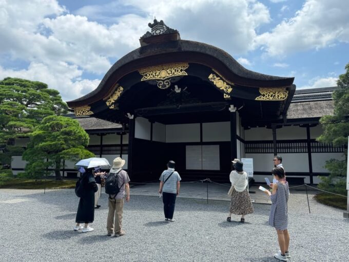 Kyoto: Discover Every Bit of Kyoto Imperial Palace - Accessibility for Wheelchair Users