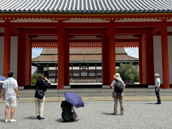 Kyoto: Discover Every Bit of Kyoto Imperial Palace - Free Entry and Expert Guidance