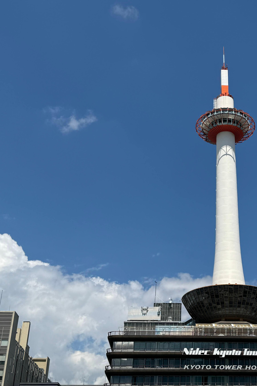 Kyoto: Discover Whats Around Kyoto Station in 3 Hours - Visiting Higashi Honganji Temple