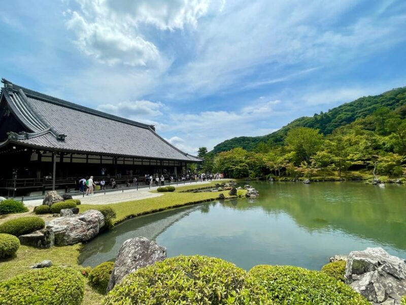 Kyoto Early Morning Walking Tour: Nature & History - Fushimi Inari Shrine