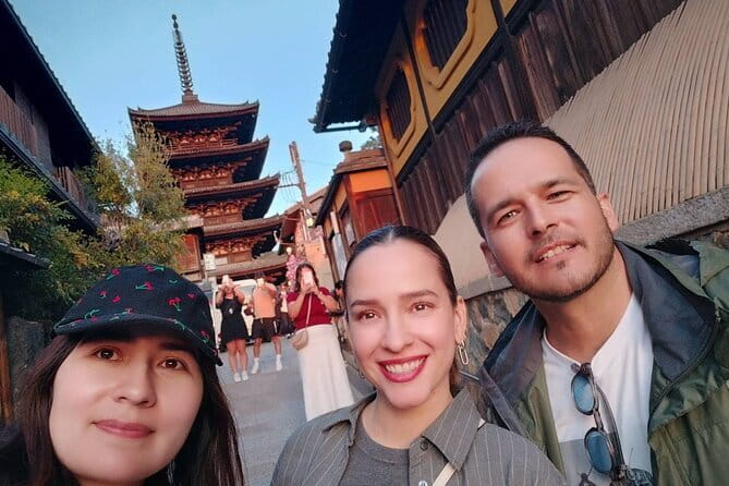 Kyoto Exploration With an Accredited Government Guide - Key Points