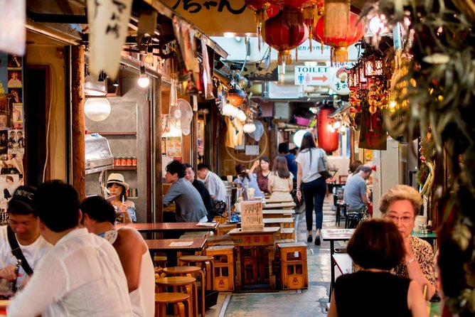 Kyoto Foodie Night Tour - Sipping Sake and Beer