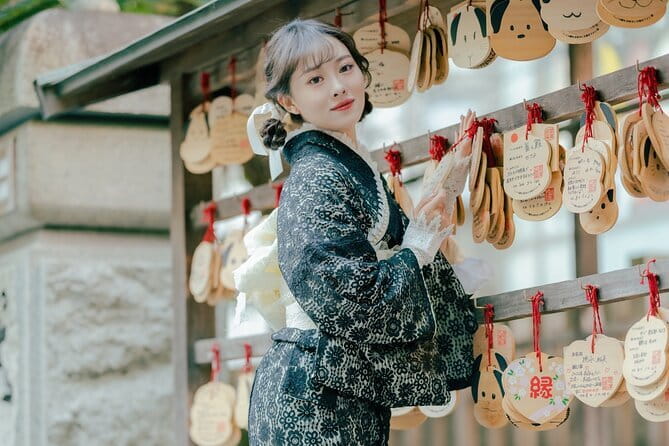 Kyoto Formal Kimono Dressing With Photoshoot at Kiyomizudera - Capturing Unforgettable Moments