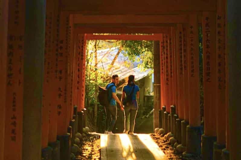 Kyoto Fushimi-Inari Night Walking Tour - Itinerary