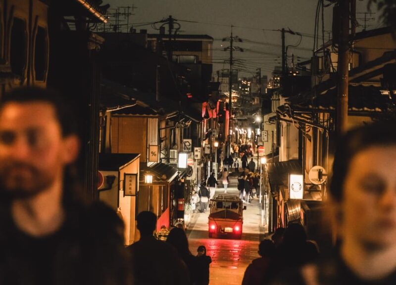 Kyoto: Gion and Higashiyama Walking Tour - Learning About Geisha Culture