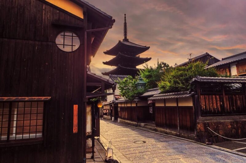 Kyoto: Gion Geisha District Hidden Gems & Local Culture Tour - Key Points