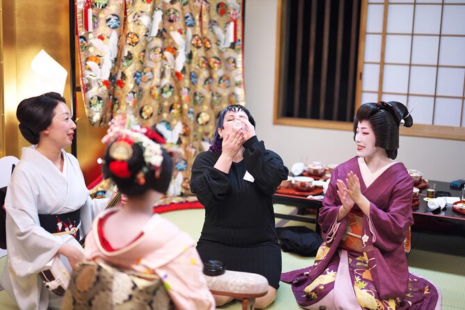 Kyoto Gion Tour Maiko or Geisha Dinner Included - Pickup and Meeting Points