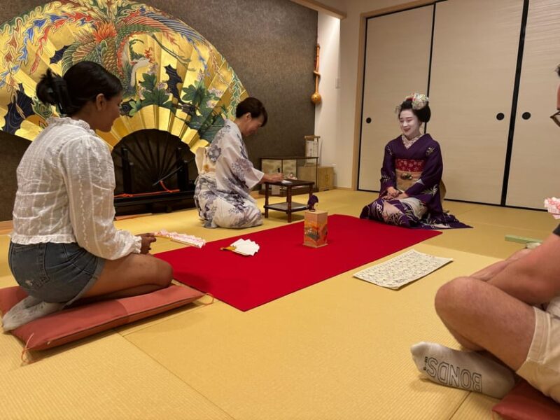 Kyoto: Gion Walking Tour, Geisha Show and Japanese Game - Key Points