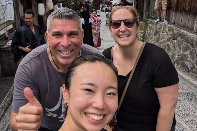 Kyoto Guided Cycling Tour With Water Bottle Gift 100 Bikes - Exploring Kyoto by Bike