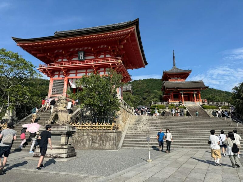 Kyoto: Half-Day Geisha and Cultural Heritage Tour - Ninenzaka: Picturesque Crafts
