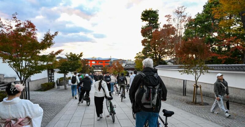 Kyoto: Half-Day Guided Bike Tour With Fushimi Inari - Key Points