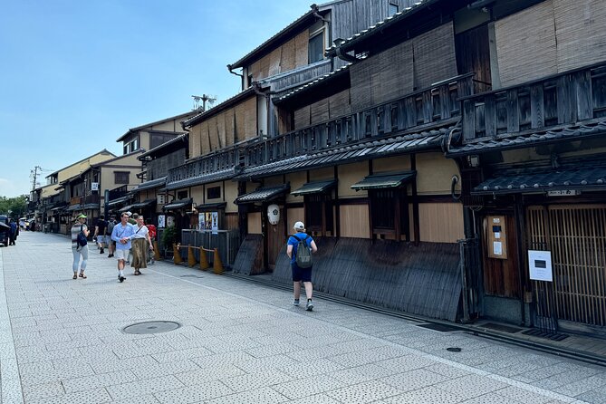 Kyoto: Half-Day Private Tour Gion Geisha Districts & Kiyomizu - Key Points