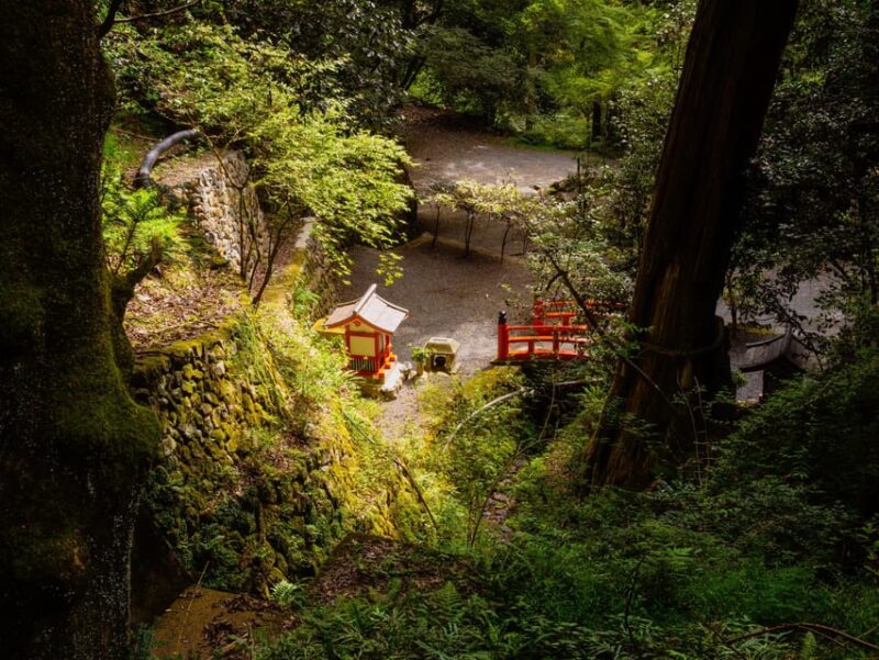 Kyoto: Hike and Hot Springs in Kurama - Visiting the Kurama Temple and Kibune Shrine