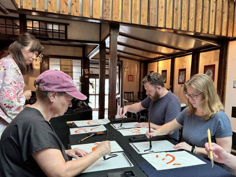 Kyoto: Japanese Calligraphy Workshop - Discovering the History and Significance