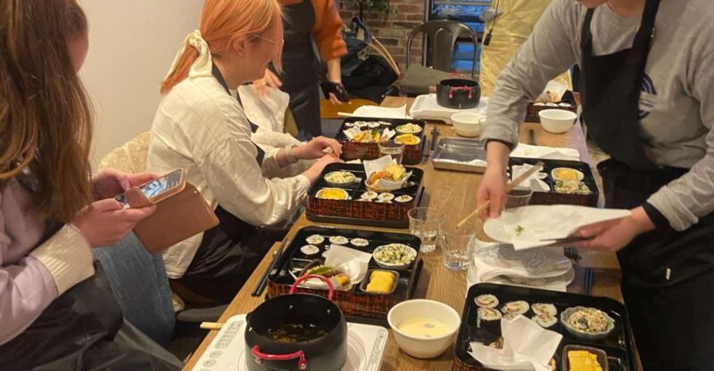 Kyoto: Japanese Washoku Bento Cooking Class With Lunch - Assembling the Japanese-Style Lunch Box