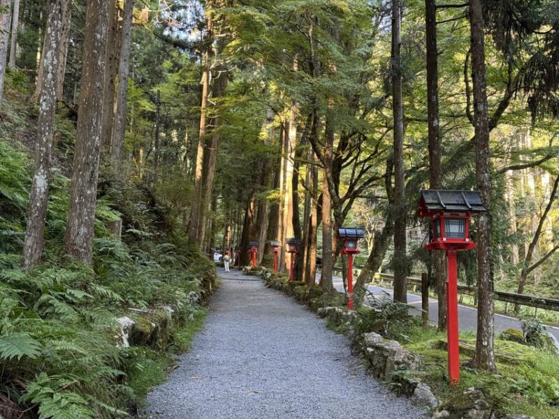 Kyoto: Kifune Shrine and the Sacred Kifune Valley Day Trip - Exploring the Kifune Shrine Complex