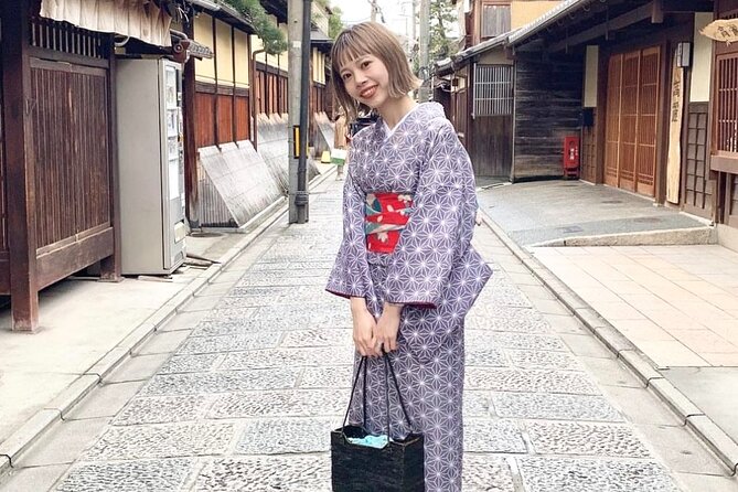 Kyoto Kimono Experience 6 Hrs Tour With Licensed Guide - Included in Tour