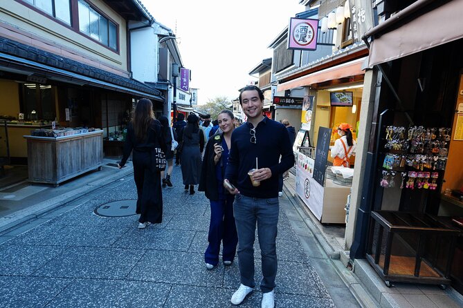 Kyoto Kimono Experience 6 Hrs Tour With Licensed Guide - Pickup and Drop-off