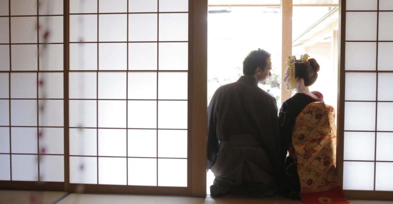 Kyoto Kiyomizu Temple: Maiko and Samurai Couple Photoshoot - Pricing and Booking