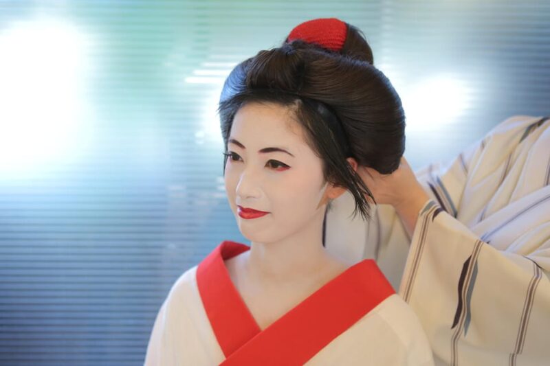 Kyoto Kiyomizu Temple: Maiko and Samurai Couple Photoshoot - Meeting Point