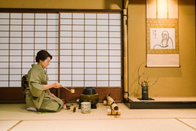 Kyoto: Machiya House Tea Ceremony and Kimono Rental - Traditional Japanese Atmosphere