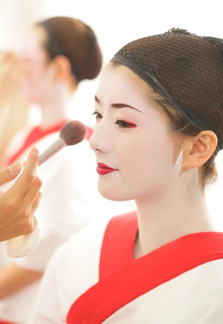 Kyoto: Maiko Makeover and Photoshoot Experience (Women Only) - Kimono Selection