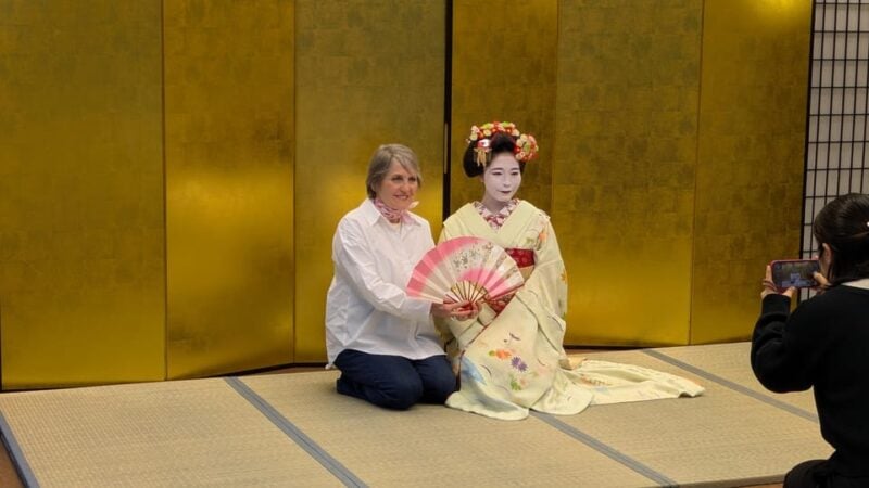 Kyoto: Meet-and-Greet, Maiko Show and Experience - Engaging Q&A Session