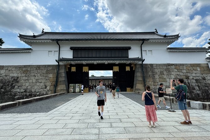 Kyoto: Nijo Castle, Noble Architecture and Gardens Guided Tour - Preparing for the Kyoto Adventure