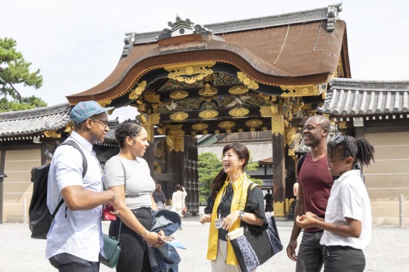 Kyoto: Nijo-jo Castle and Ninomaru Palace Guided Tour - Key Points