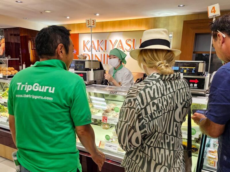 Kyoto: Nishiki Market and Depachika Food Tour With a Local - Sampling Japanese Delicacies