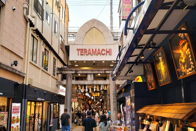 Kyoto Nishiki Market & Depachika: 2-Hours Food Tour With a Local - Immersive Food Tasting Experience