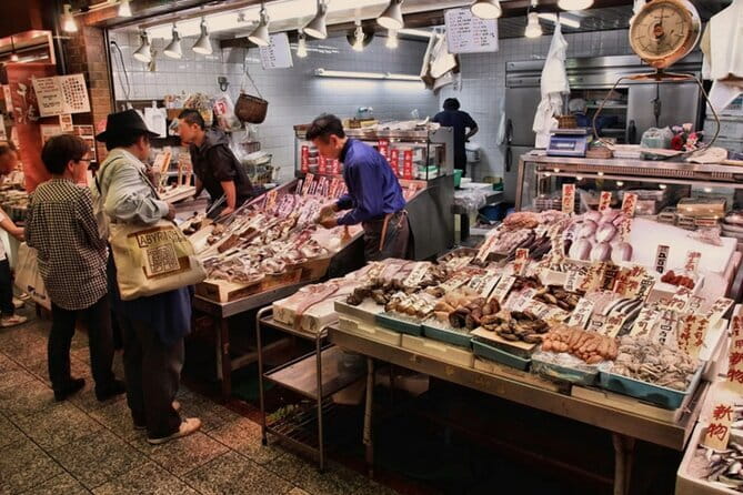 Kyoto Nishiki Market Tour and Dinner With an Expert Japanese Chef - Key Points