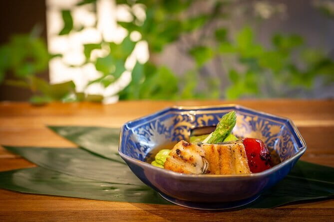 Kyoto Nishiki Market Tour and Dinner With an Expert Japanese Chef - Tour Duration and Pricing