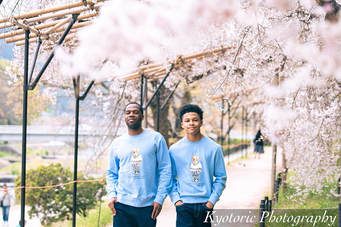 Kyoto Photo Shoot by Professional Photographer (77K Followers) - Booking and Confirmation Process