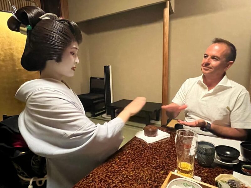 Kyoto: Private Dinner With Geisha - Unlimited Sake Indulgence