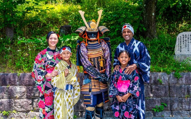 Kyoto: Private Gion District Photoshoot Experience - Receiving the Edited Photos