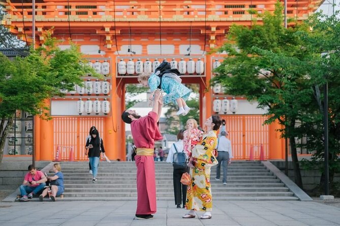 Kyoto Private Photoshoot Experience With a Professional Photographer - Personalized Photographer-Led Photography Tour