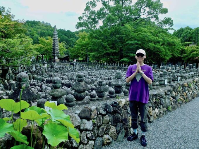 Kyoto: Quiet Arashiyama and Sagano Temples Guided Tour - Exploring Adashino Nenbutsu-ji Temple