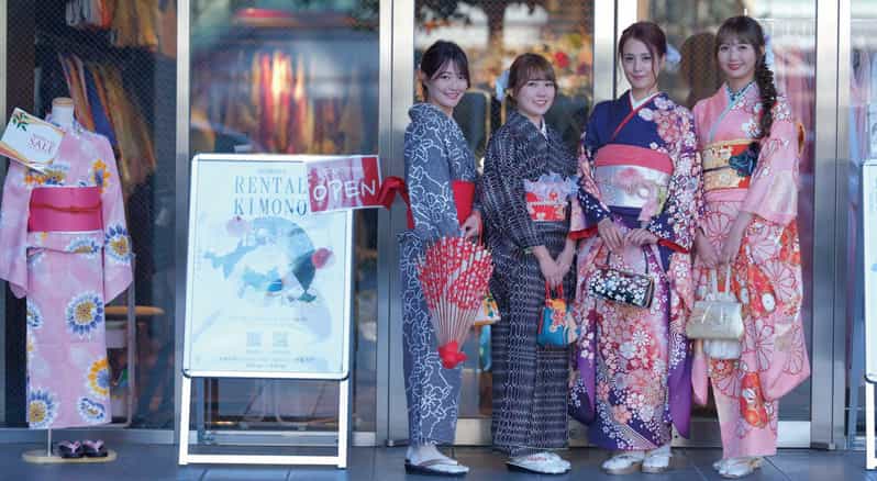 Kyoto Sightseeing in a Beautiful KIMONO (near Kyoto Station) - Kimono Selection