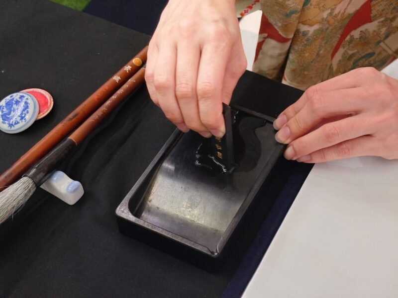 Kyoto: Sumi Ink and Brush Calligraphy Experience - Exploring Traditional Japanese Brush Culture