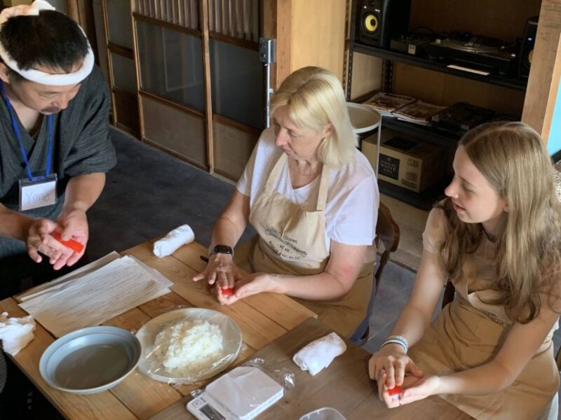 Kyoto: Sushi Making Class With Sushi Chef - Sushi Eating and Enjoyment