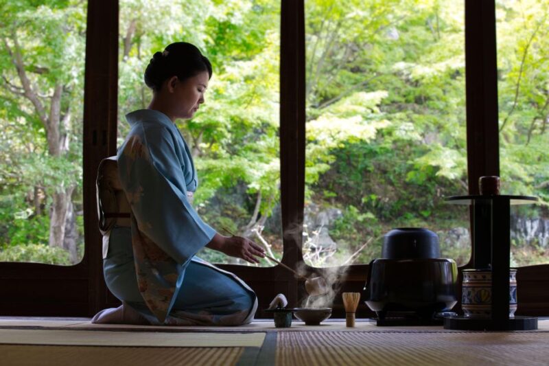 Kyoto: Tea Ceremony in a Traditional Tea House - Key Points