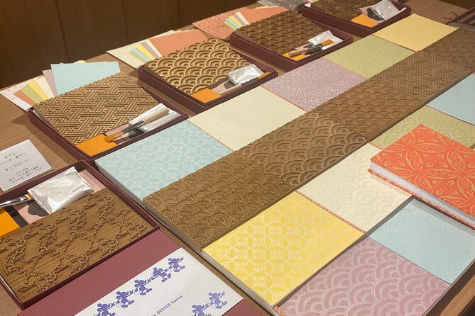 Kyoto Walking Series: 100 Years of Tradition in Shinise - Taking in the Timeless Craftsmanship of Kyoto Artisans
