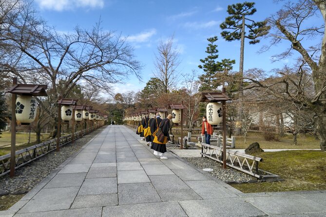 Kyoto Walking Tour: Buddhism, Art and Gardens - Taking in Kyotos Artistic Heritage