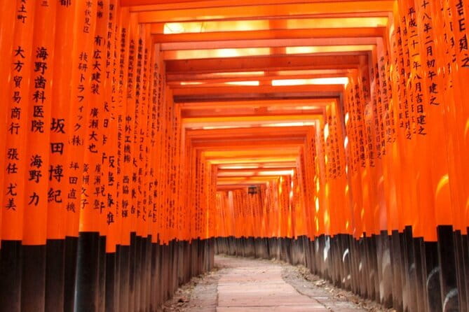 Kyoto With KIYOTOS Team! - Navigating Kyotos Vibrant Streets
