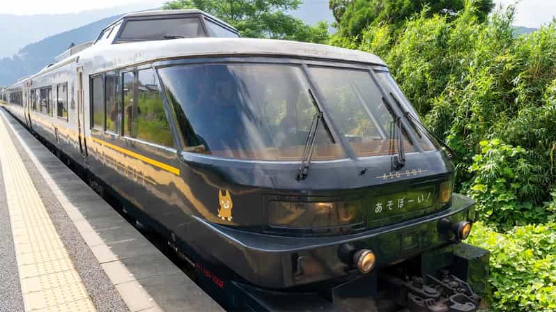 Kyushu Aso Volcano, Aso Boy Scenic Train,Hot Spring Day Tour - Discovering the Aso Nakadake Crater