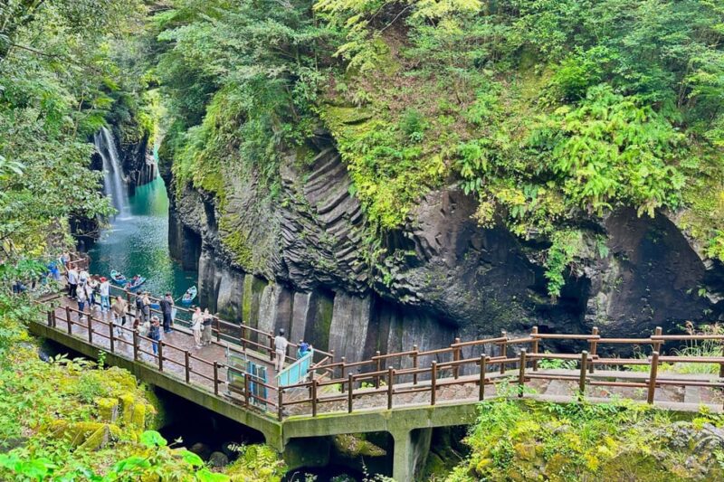 Kyushu: Kamisiki Mikumano Shrine & Takachiho Gorge Day Tour - Amanoyasukawara