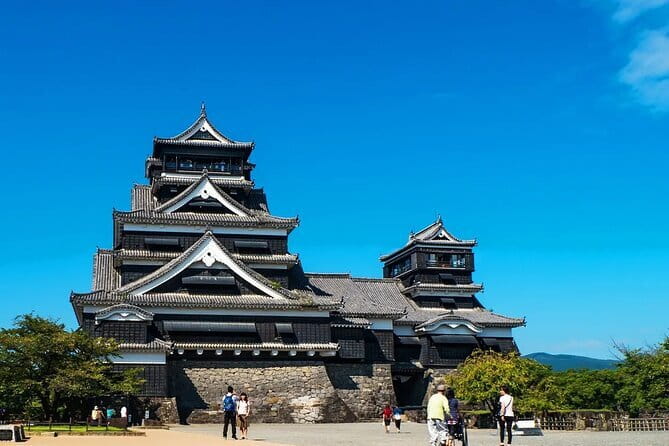 Kyushu Kumamoto and Aso Volcano Castle Day Tour From Hakata - Highlights of the Kyushu Kumamoto and Aso Volcano Castle Day Tour