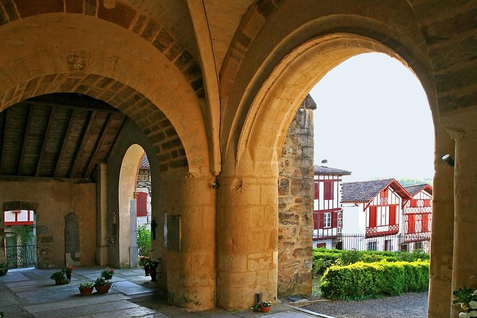 La Bastide Clairence - Village of Artists and Delicacies - Booking Information